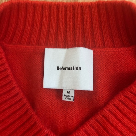 Reformation Cashmere Sweater Red - Picture 2 of 4